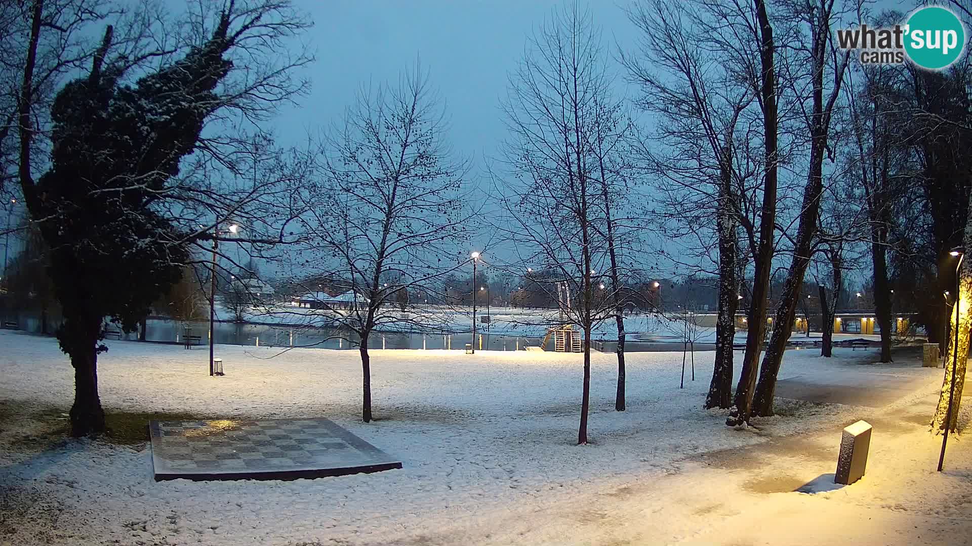 Webcam Karlovac EN DIRECT – Piscine extérieure Foginovo – Korana – Croatie