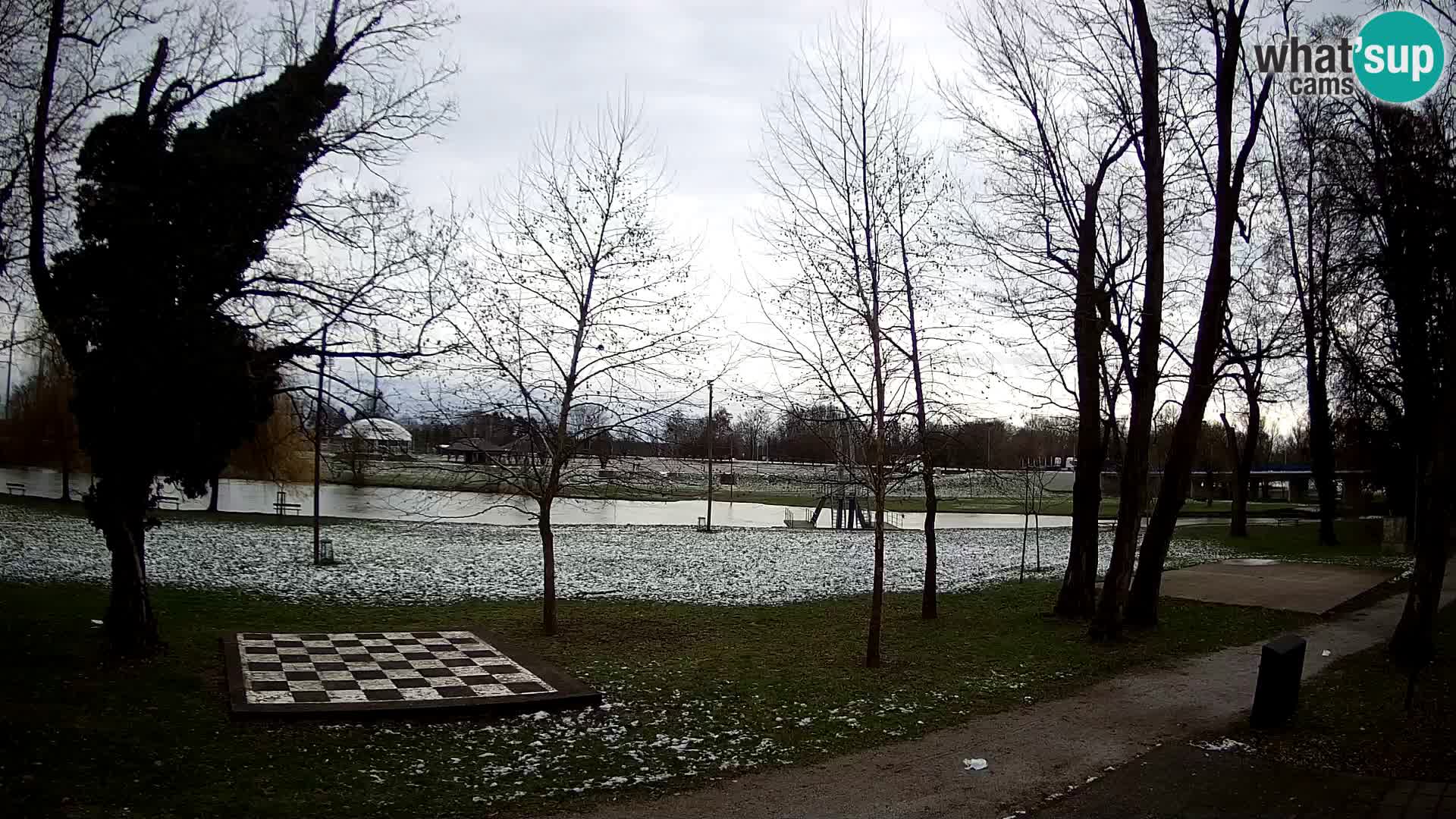 LIVE Karlovac Webcam – Freibad Foginovo – Korana – Kroatien