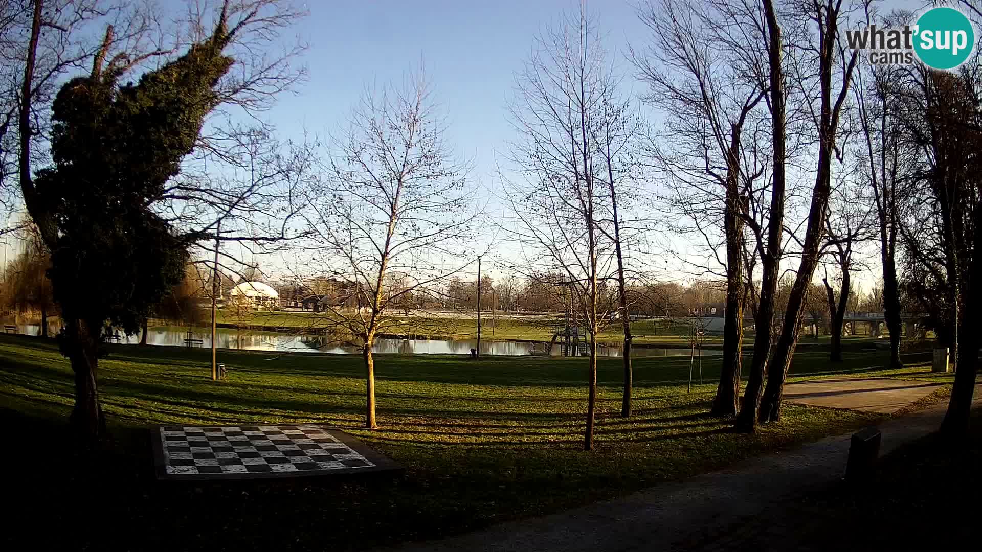 Webcam Karlovac EN DIRECT – Piscine extérieure Foginovo – Korana – Croatie