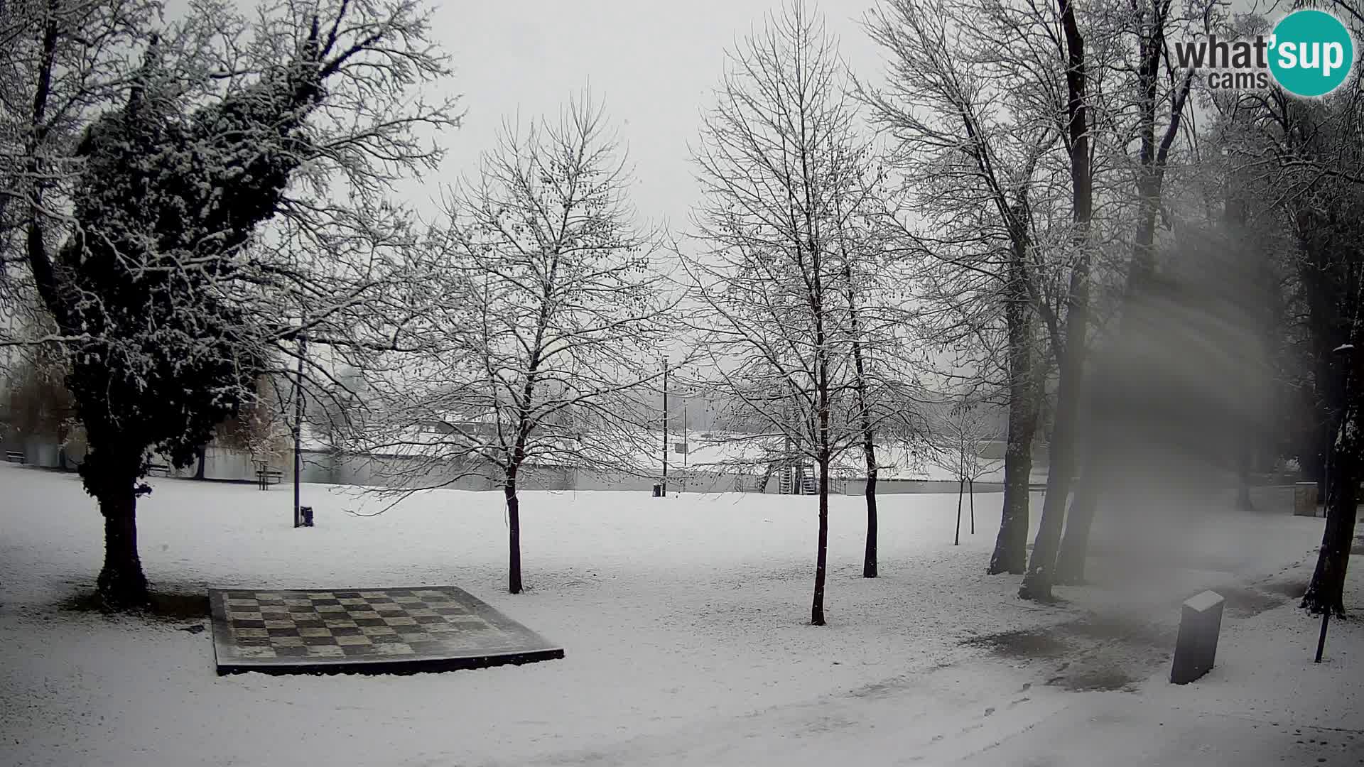 Webcam Karlovac EN DIRECT – Piscine extérieure Foginovo – Korana – Croatie