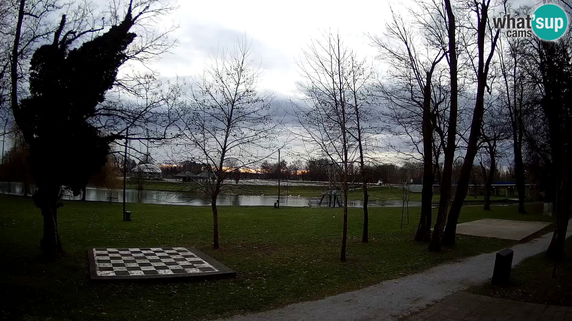 LIVE Karlovac Webcam – Piscina all’aperto Foginovo – Korana – Croazia