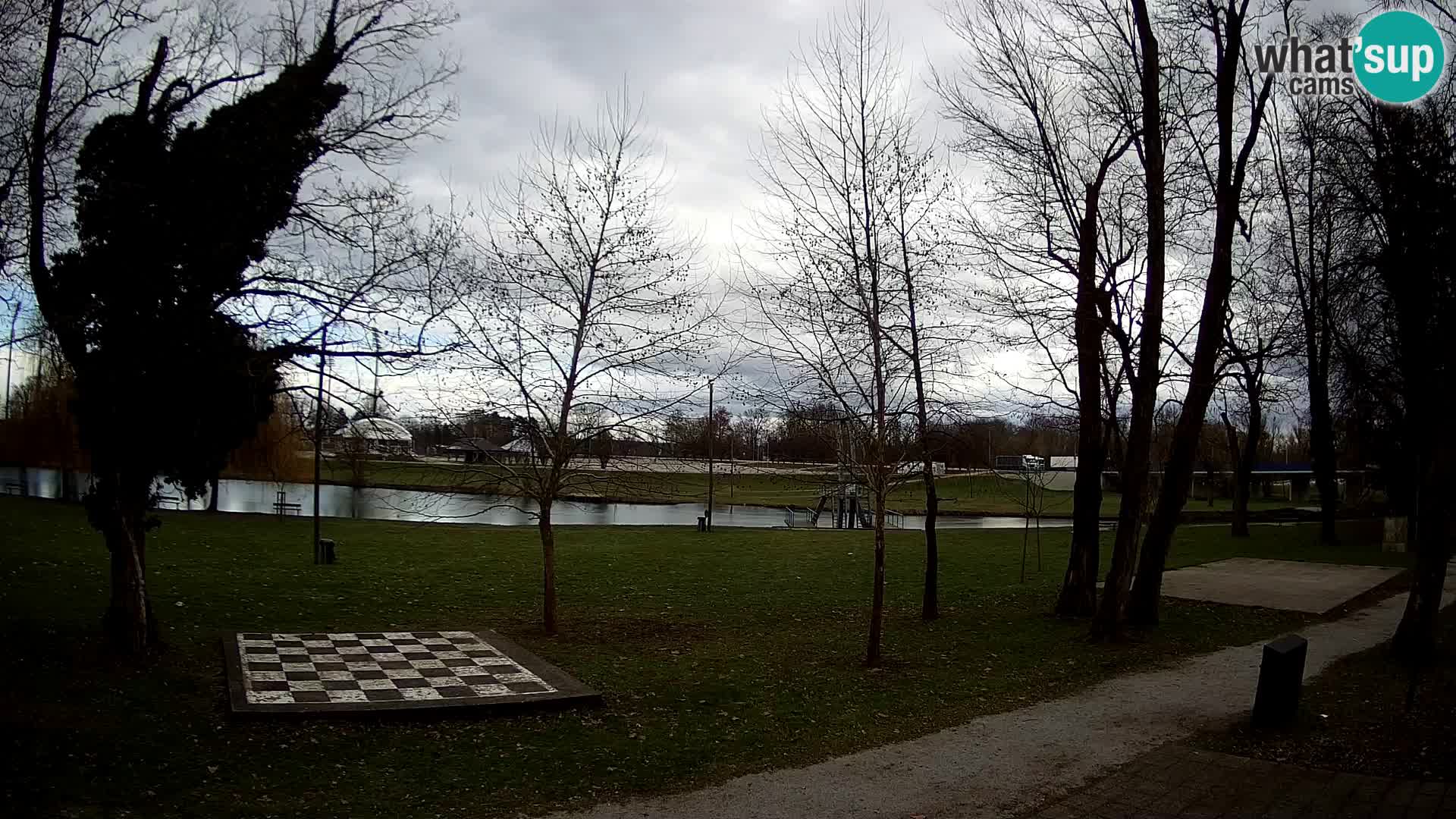 Webcam Karlovac EN DIRECT – Piscine extérieure Foginovo – Korana – Croatie