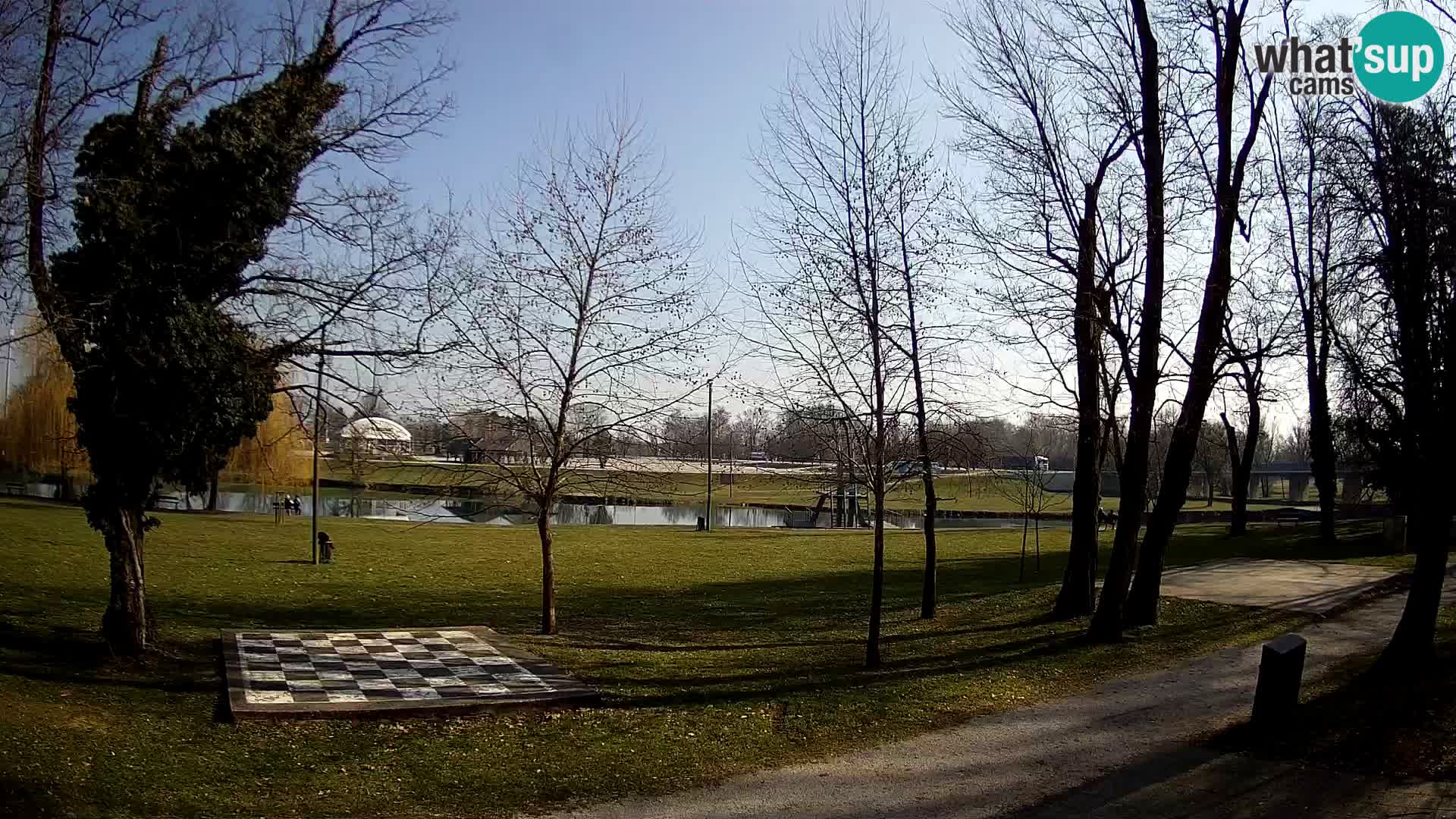 Webcam Karlovac EN DIRECT – Piscine extérieure Foginovo – Korana – Croatie