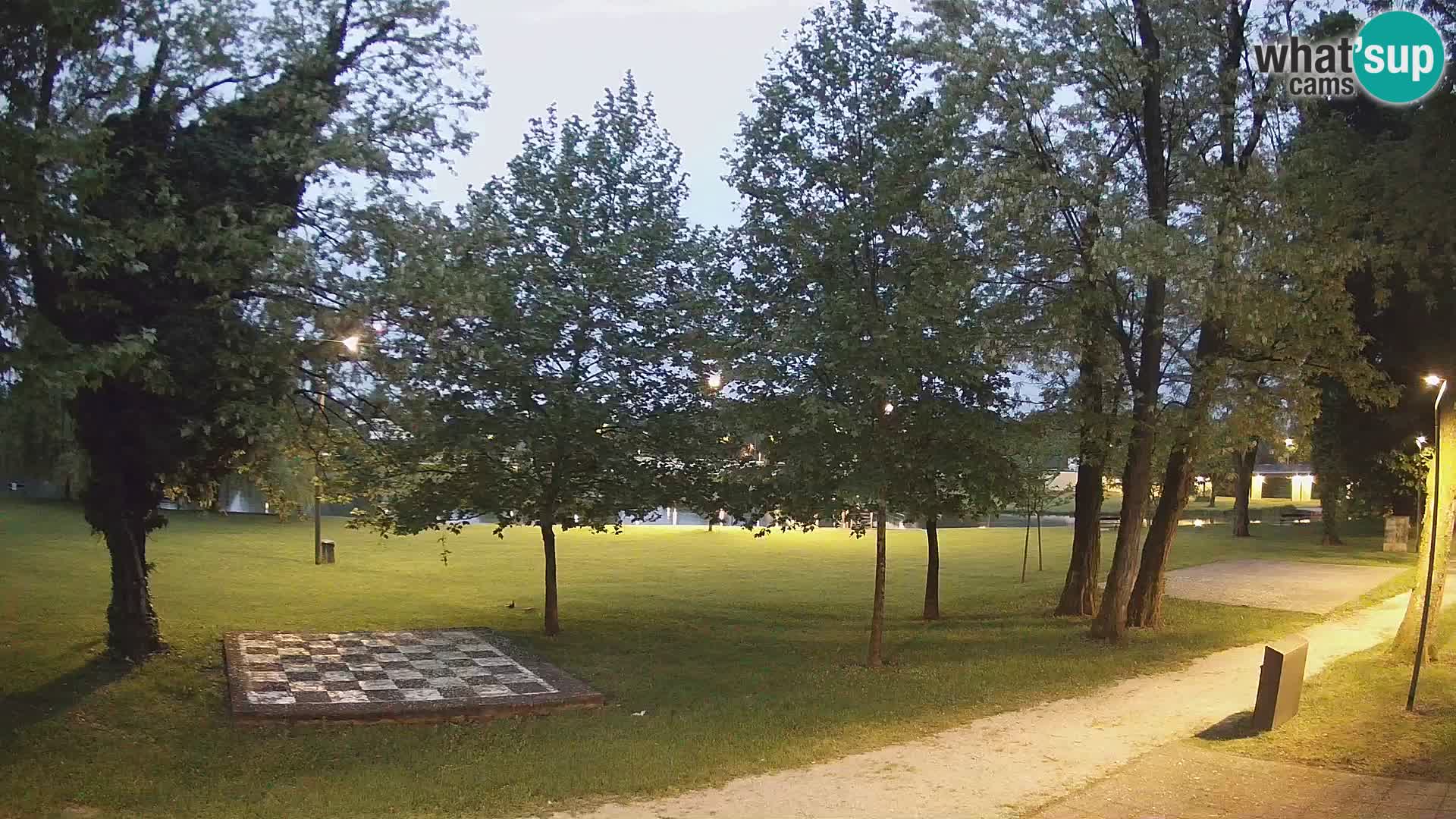 V ŽIVO Spletna kamera Karlovac – mestno kopališče Foginovo – Korana – Hrvaška