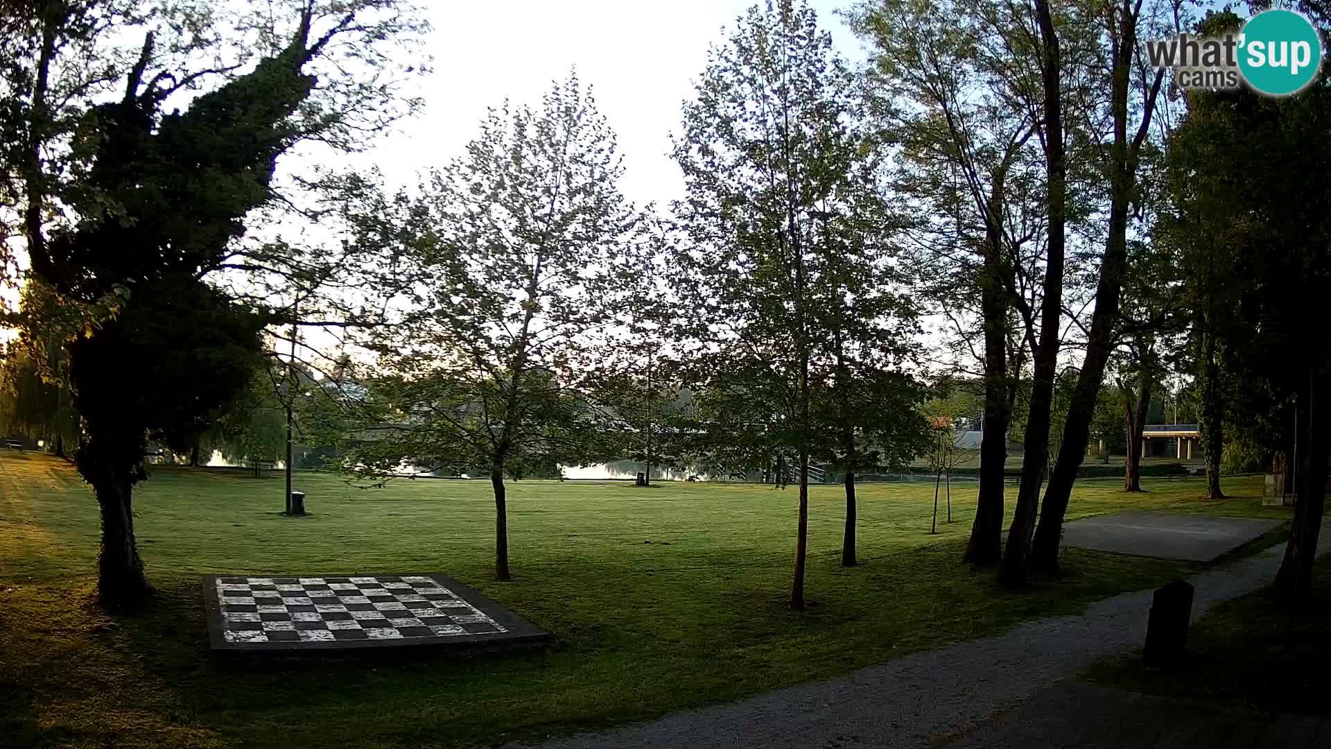 Webcam Karlovac EN DIRECT – Piscine extérieure Foginovo – Korana – Croatie
