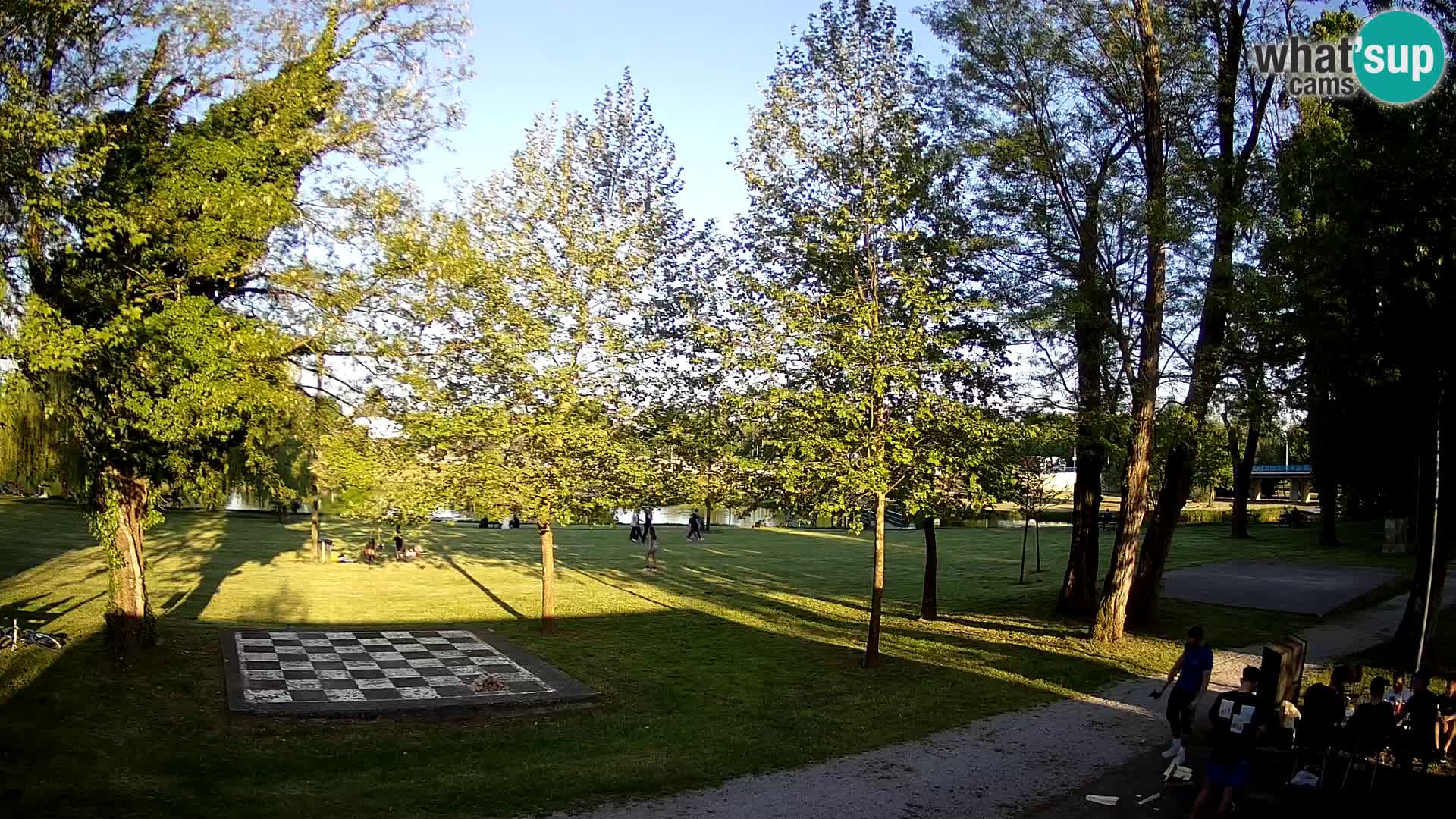 V ŽIVO Spletna kamera Karlovac – mestno kopališče Foginovo – Korana – Hrvaška