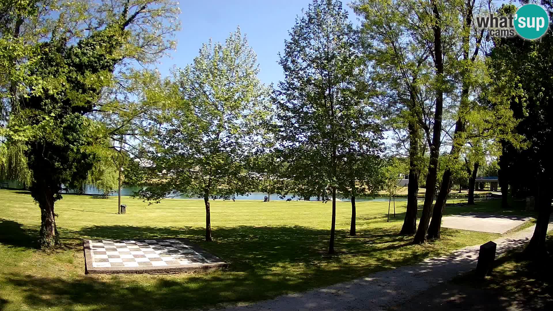 V ŽIVO Spletna kamera Karlovac – mestno kopališče Foginovo – Korana – Hrvaška