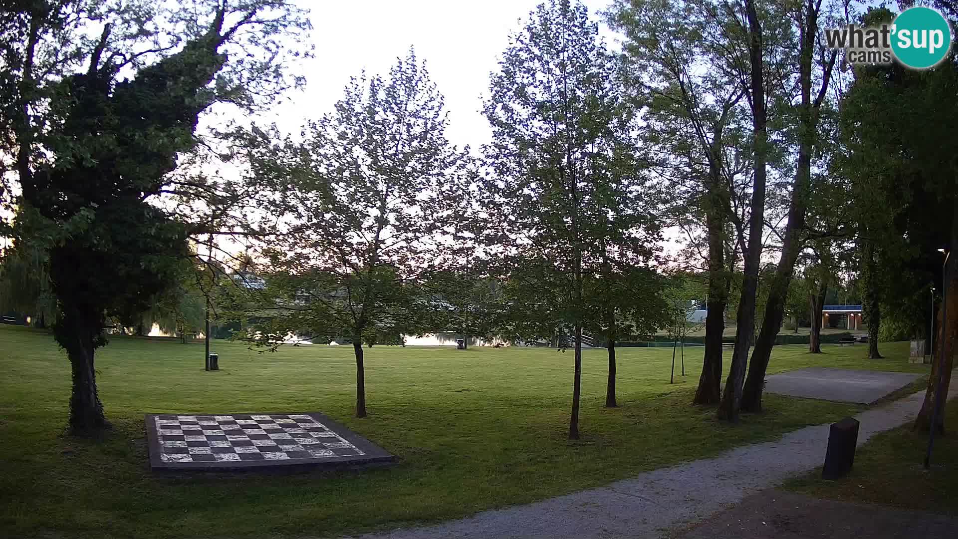LIVE Karlovac Webcam – Piscina exterior Foginovo – Korana – Croacia