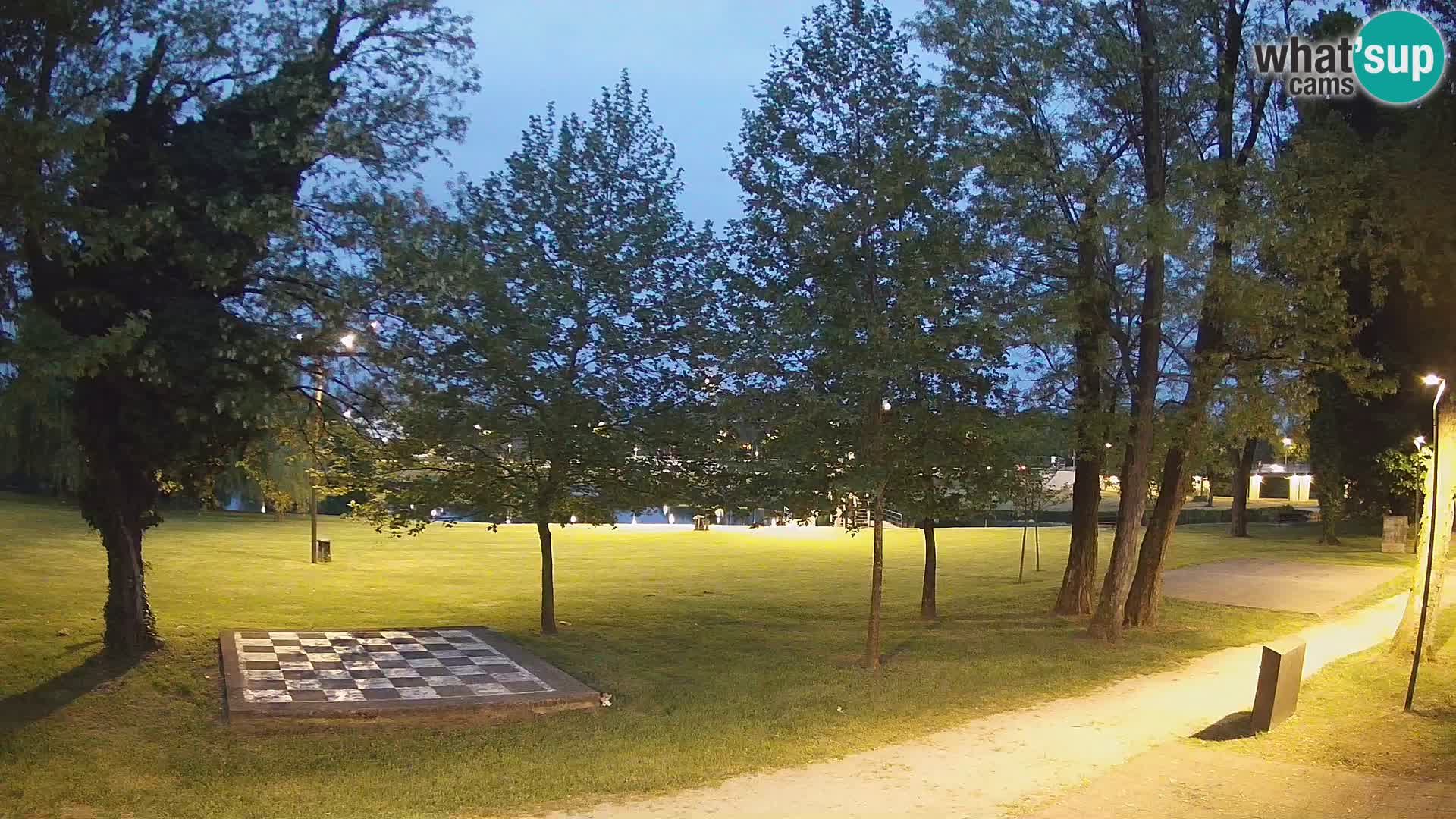 LIVE Karlovac Webcam – Piscina exterior Foginovo – Korana – Croacia