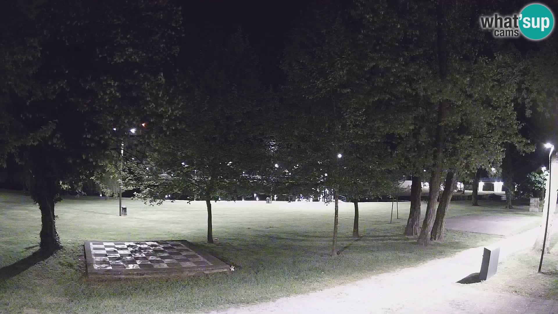 Webcam Karlovac EN DIRECT – Piscine extérieure Foginovo – Korana – Croatie