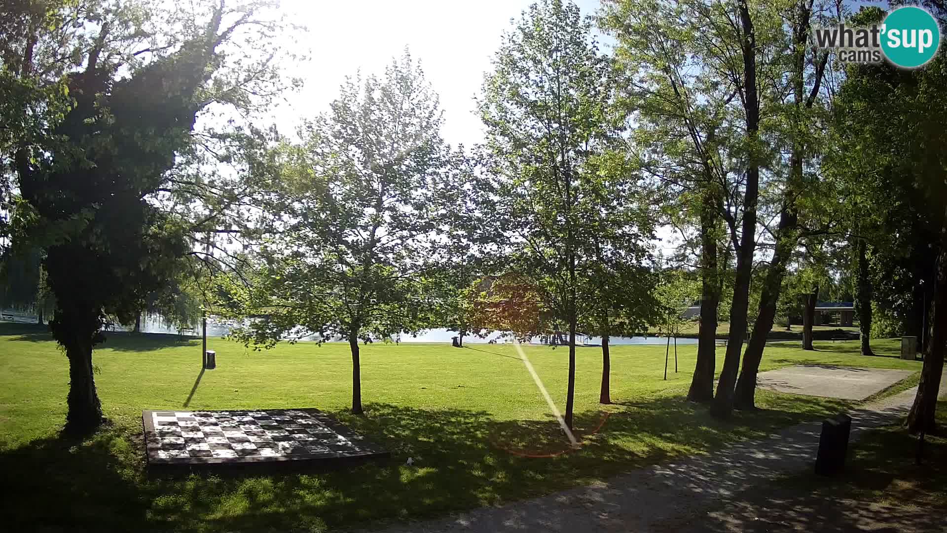 LIVE Karlovac Webcam – Piscina exterior Foginovo – Korana – Croacia