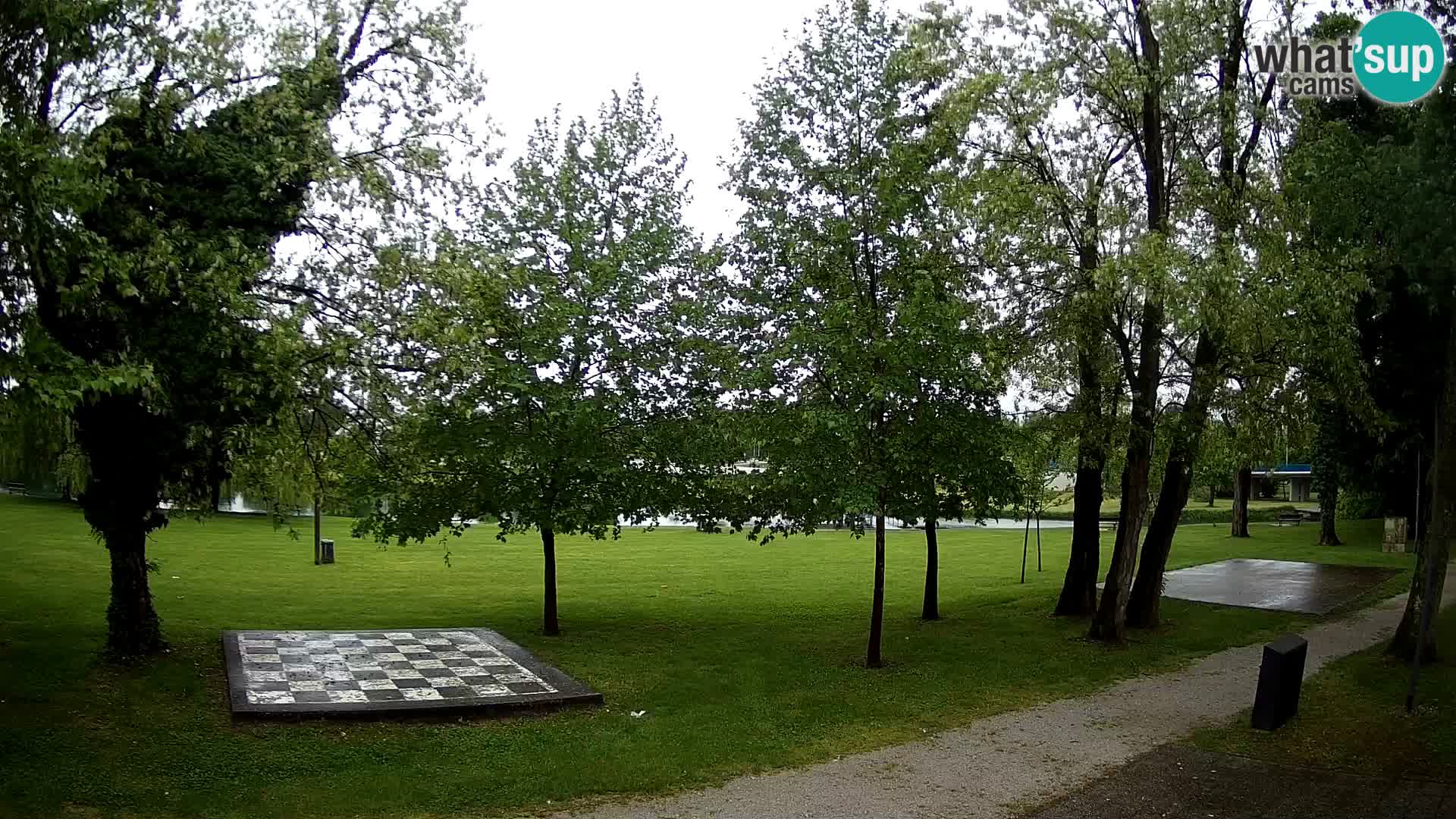 LIVE Karlovac Webcam – Piscina exterior Foginovo – Korana – Croacia