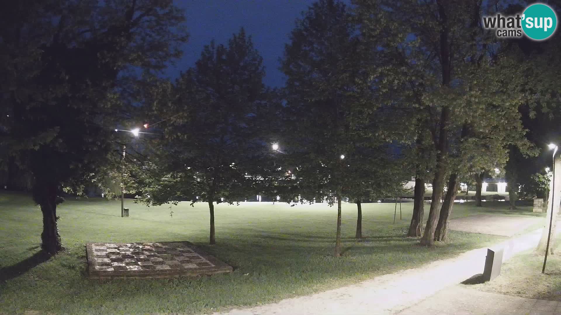 V ŽIVO Spletna kamera Karlovac – mestno kopališče Foginovo – Korana – Hrvaška