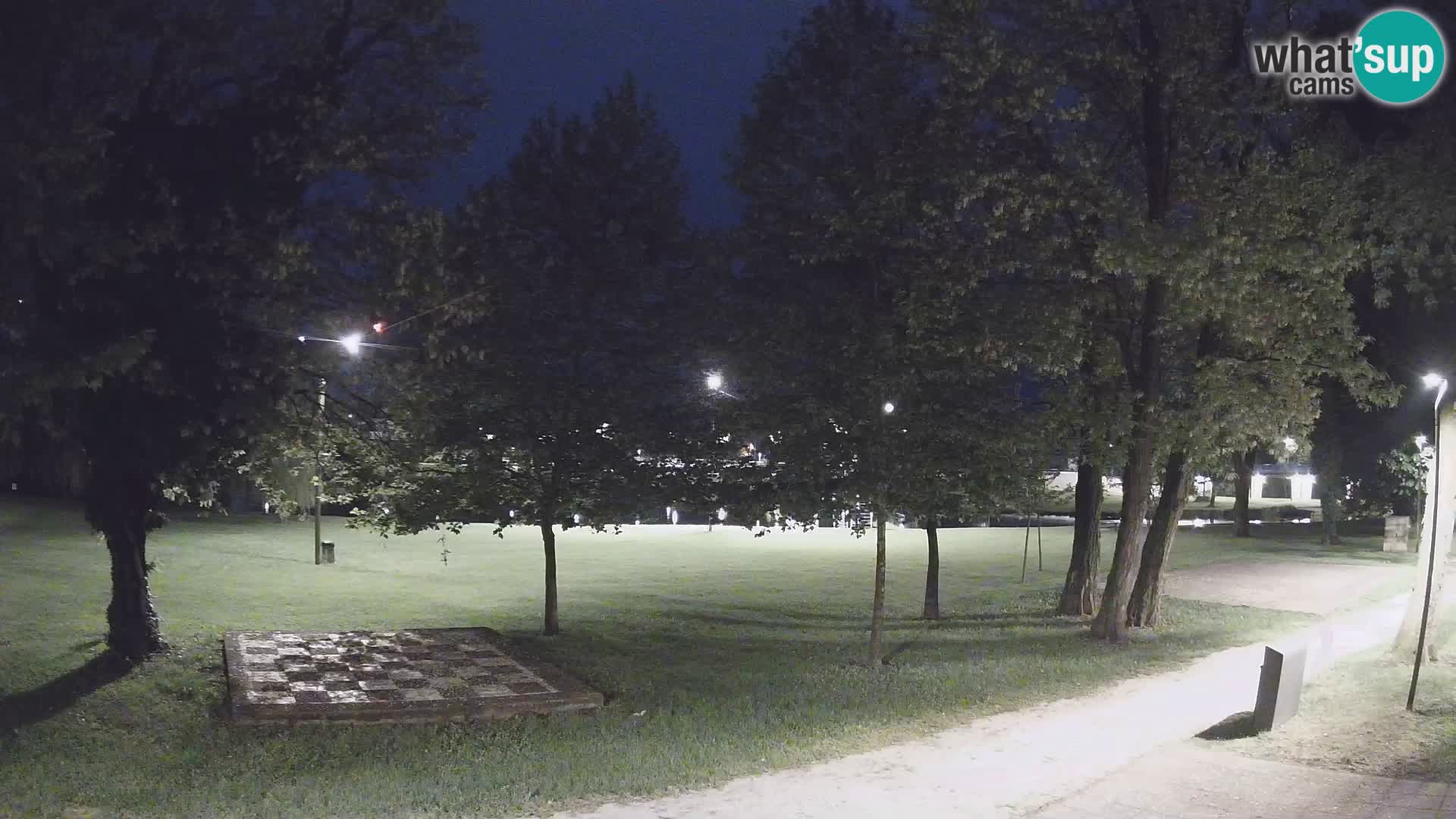 V ŽIVO Spletna kamera Karlovac – mestno kopališče Foginovo – Korana – Hrvaška