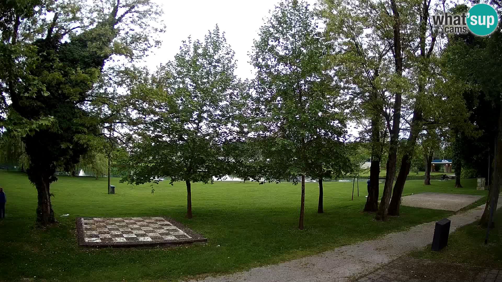 LIVE Karlovac Webcam – Piscina exterior Foginovo – Korana – Croacia