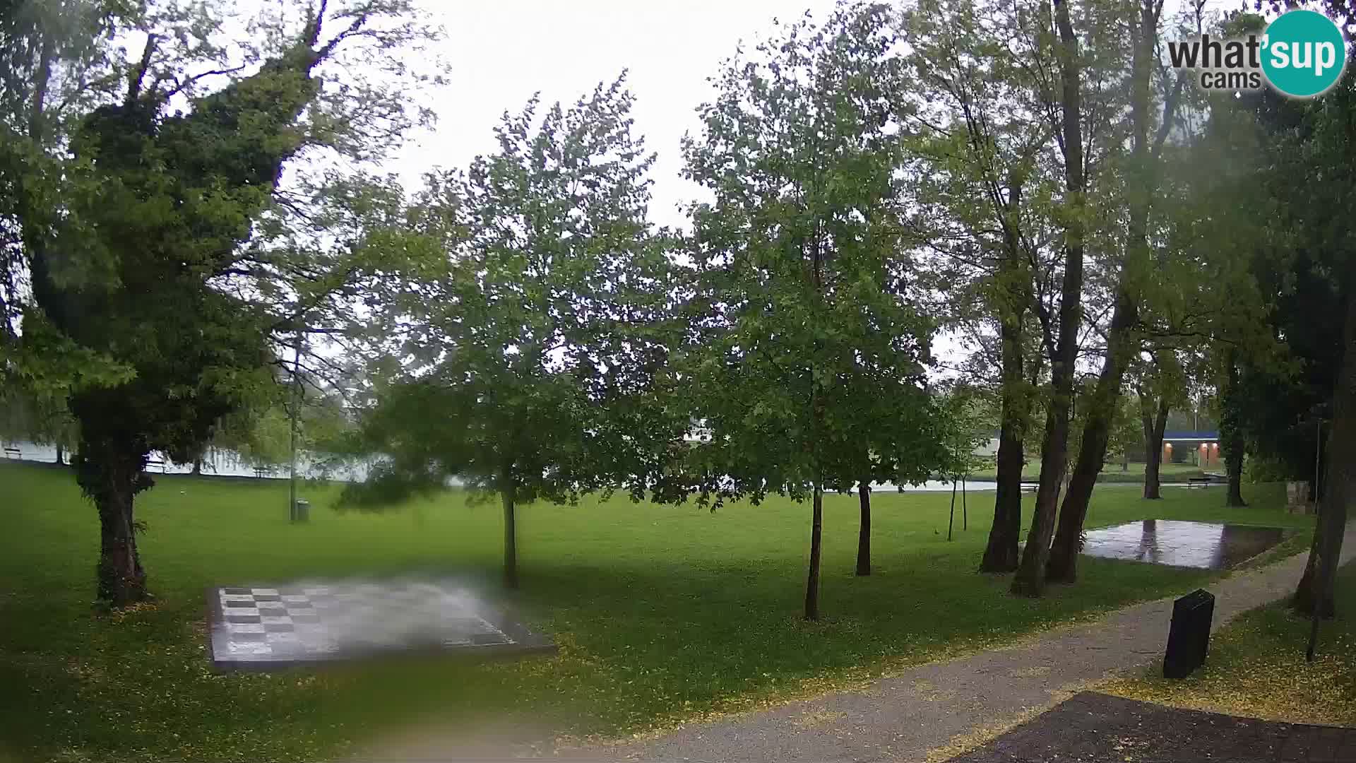 LIVE Karlovac Webcam – Piscina exterior Foginovo – Korana – Croacia