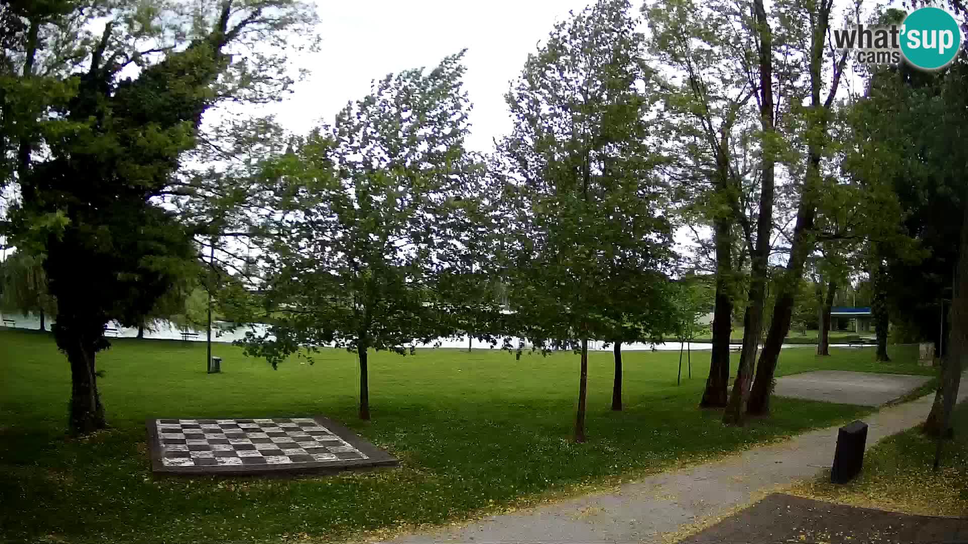 LIVE Karlovac Webcam – Piscina exterior Foginovo – Korana – Croacia