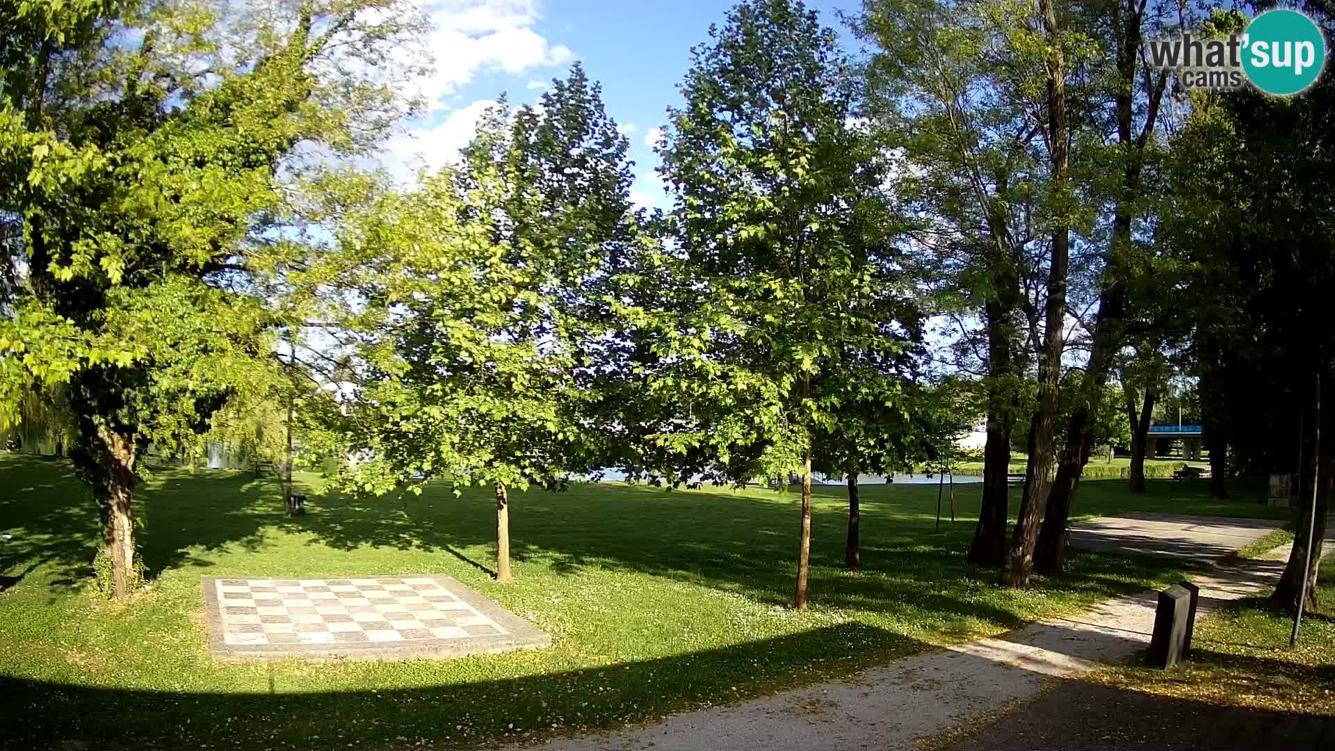 Webcam Karlovac EN DIRECT – Piscine extérieure Foginovo – Korana – Croatie