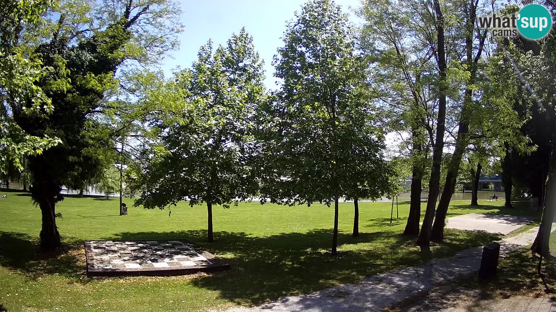 Webcam Karlovac EN DIRECT – Piscine extérieure Foginovo – Korana – Croatie