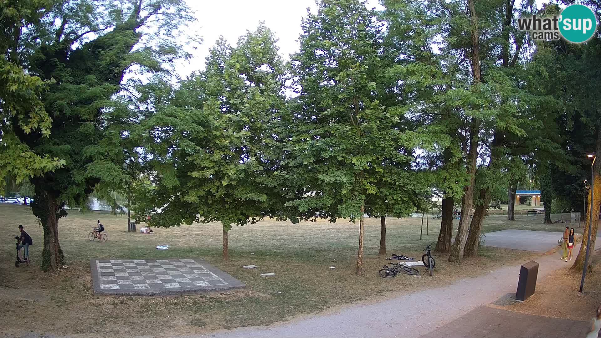 UŽIVO Web kamera Karlovca – Kupalište Foginovo – Korana