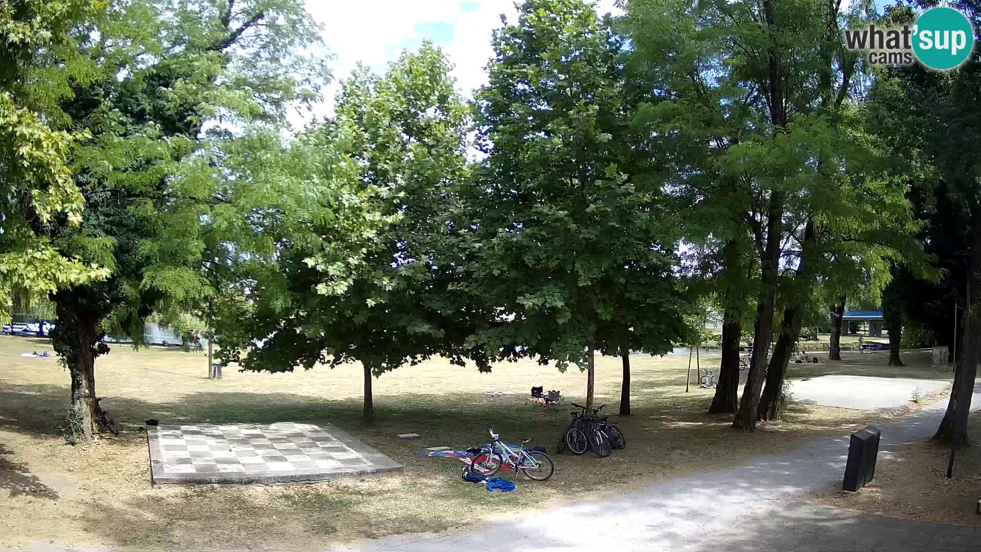 LIVE Karlovac Webcam – Piscina exterior Foginovo – Korana – Croacia