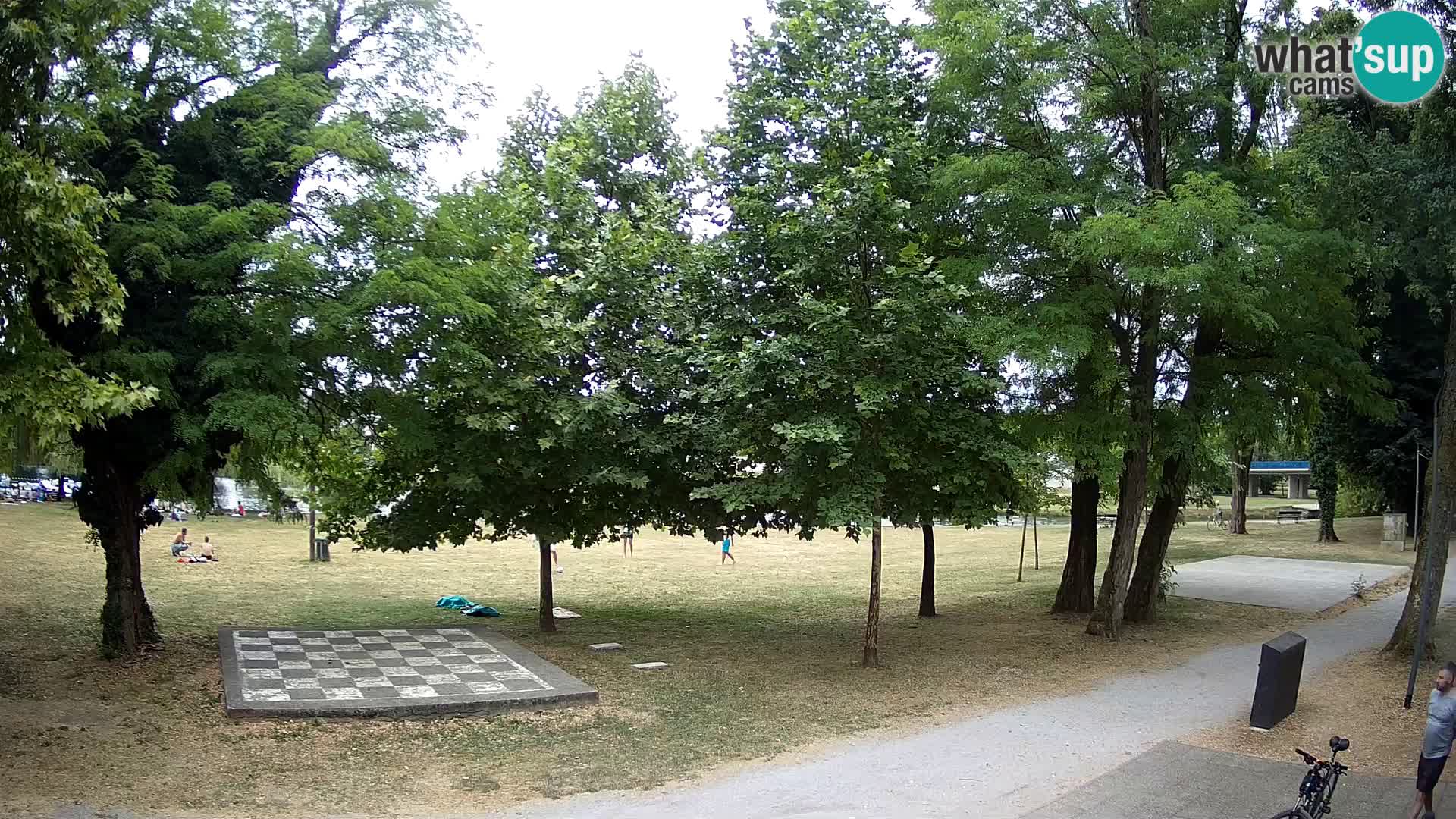 UŽIVO Web kamera Karlovca – Kupalište Foginovo – Korana