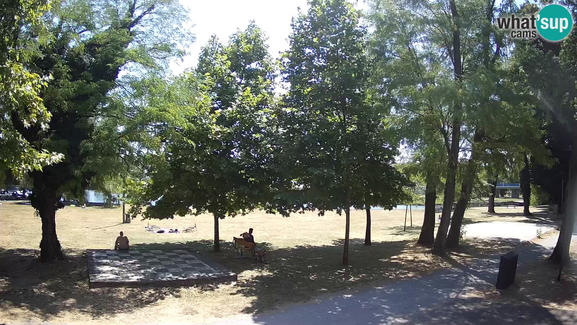LIVE Karlovac Webcam – Piscina exterior Foginovo – Korana – Croacia