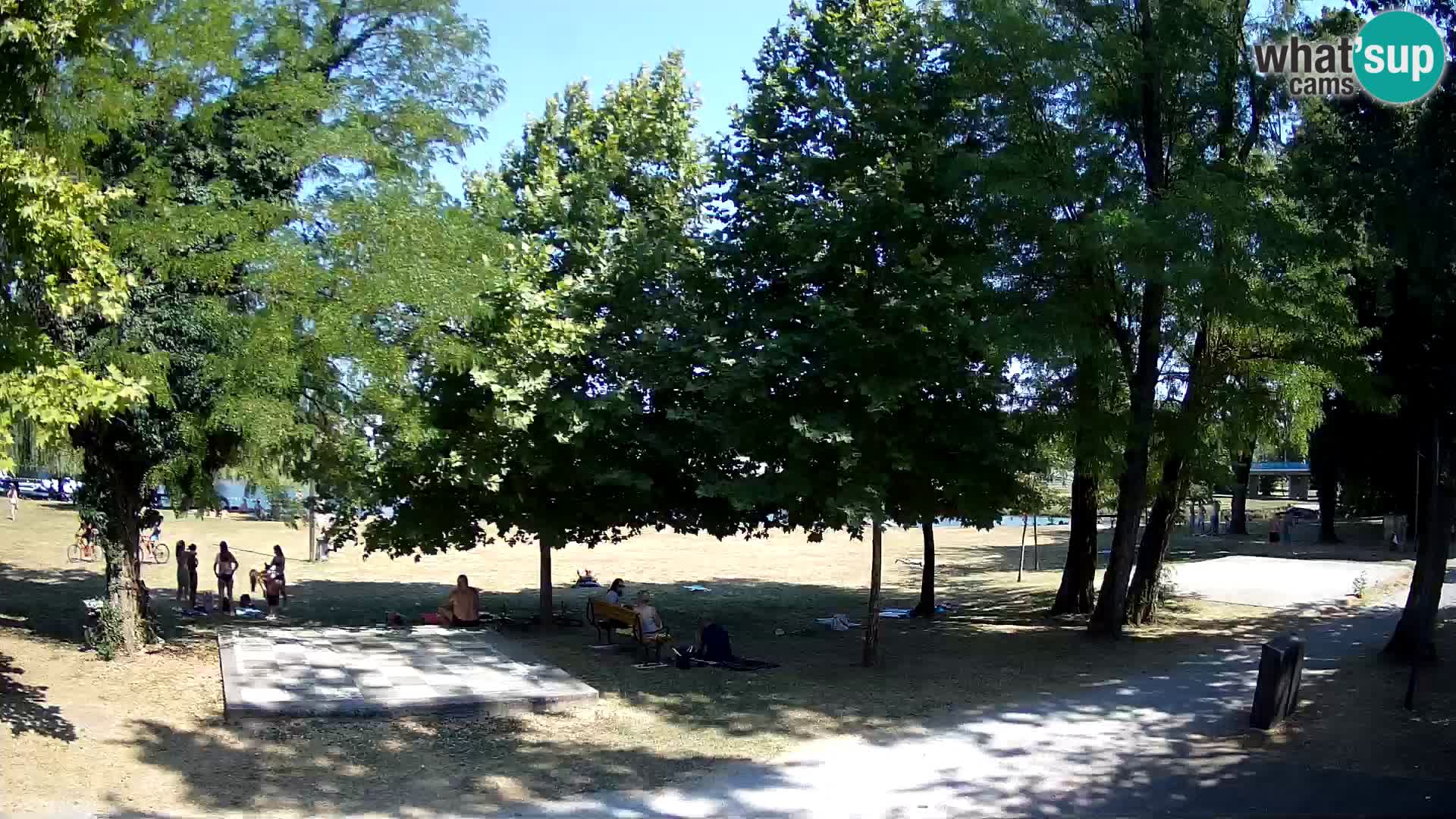Webcam Karlovac EN DIRECT – Piscine extérieure Foginovo – Korana – Croatie