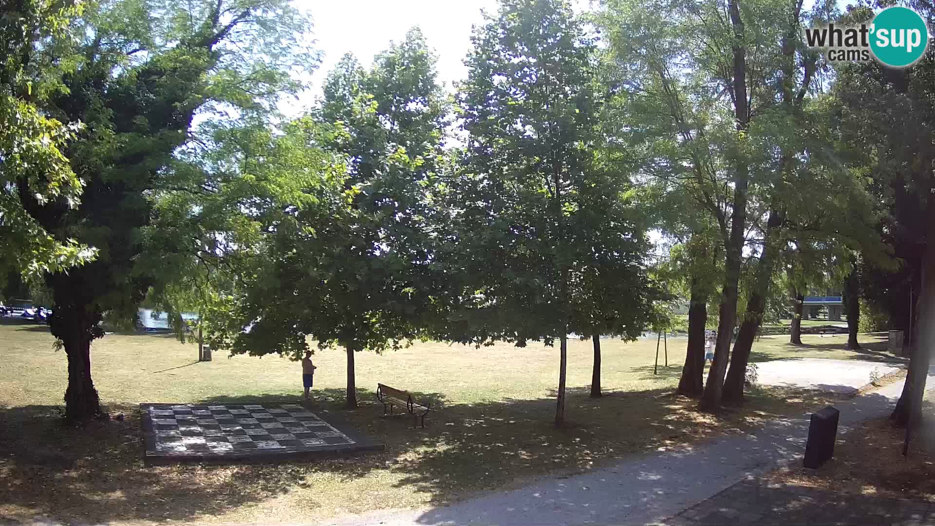 LIVE Karlovac Webcam – Piscina exterior Foginovo – Korana – Croacia