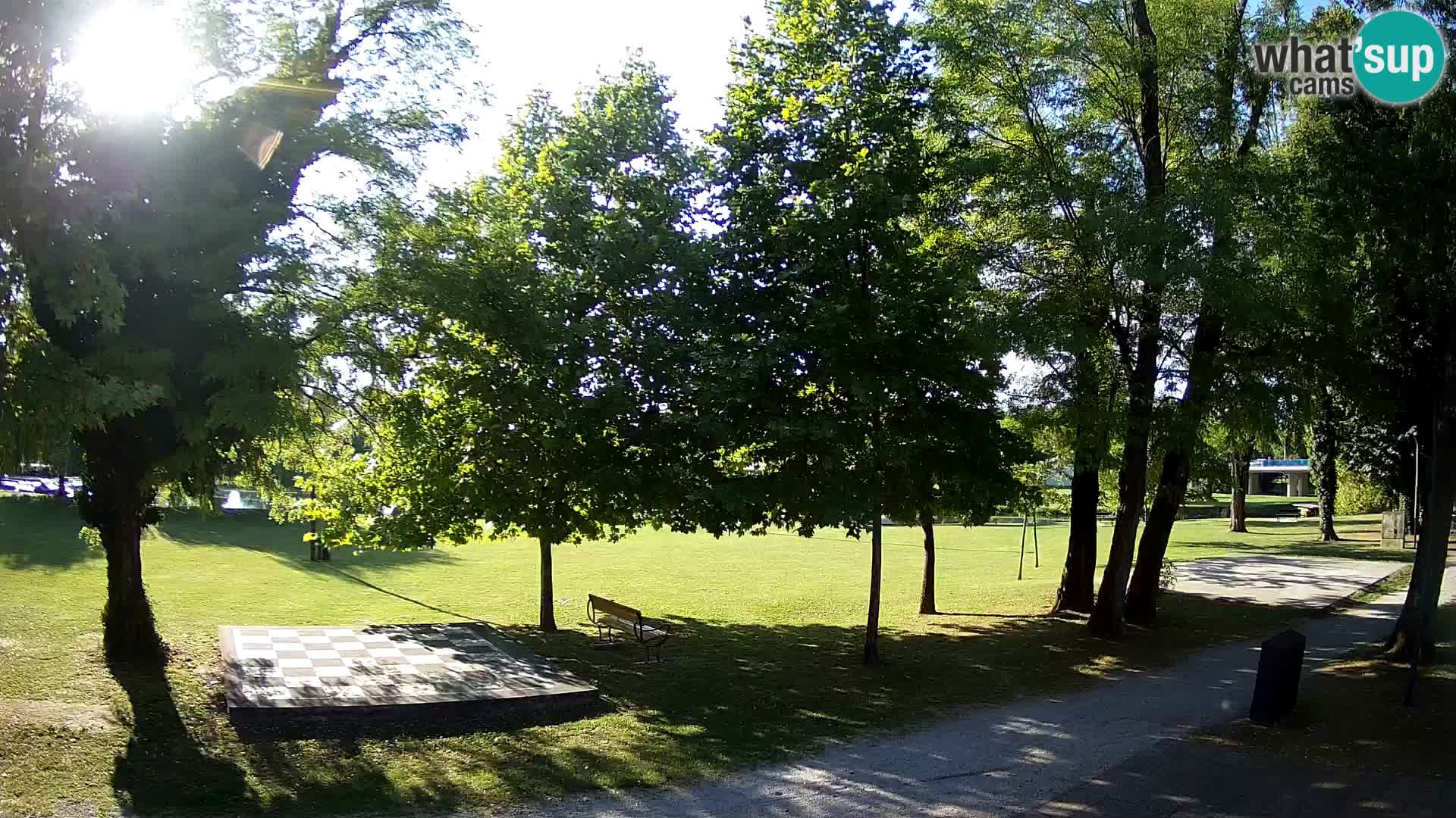 Webcam Karlovac EN DIRECT – Piscine extérieure Foginovo – Korana – Croatie