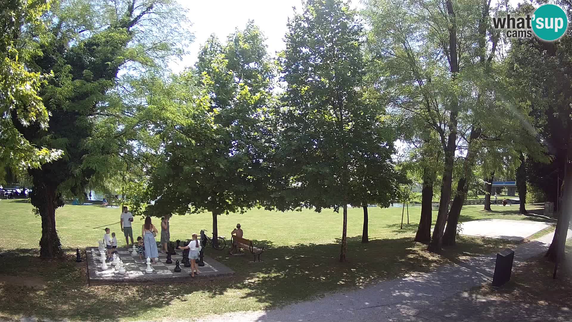 LIVE Karlovac Webcam – Piscina exterior Foginovo – Korana – Croacia