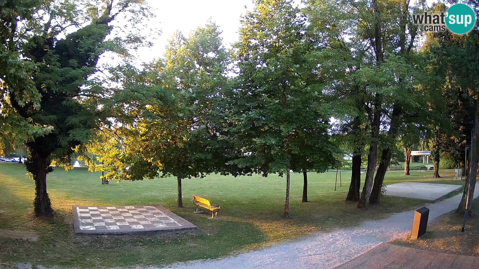 LIVE Karlovac Webcam – Piscina exterior Foginovo – Korana – Croacia