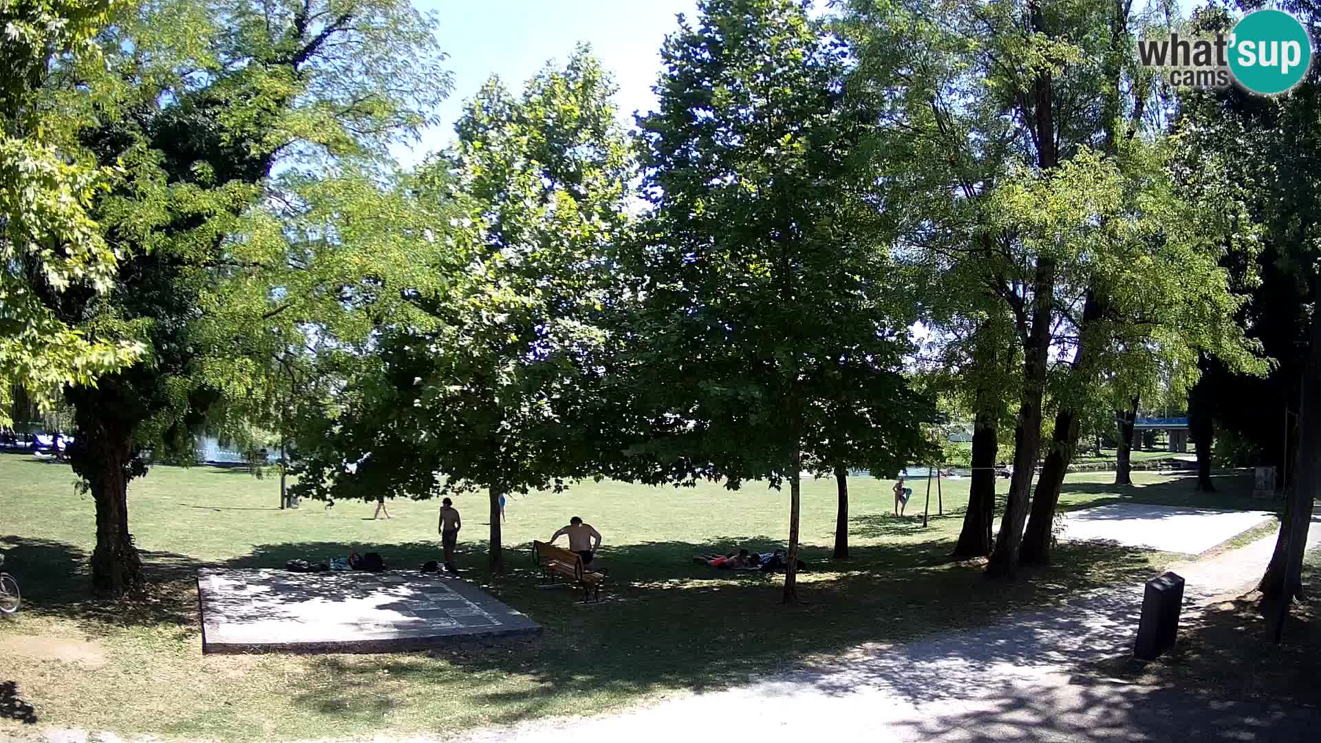 Webcam Karlovac EN DIRECT – Piscine extérieure Foginovo – Korana – Croatie