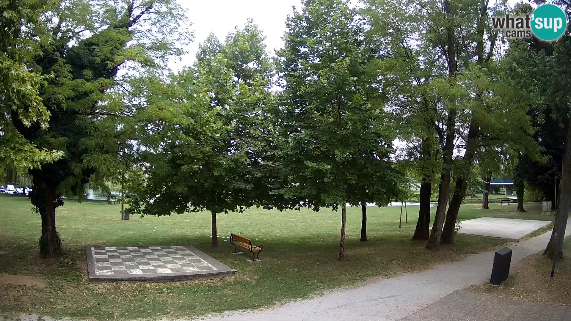 LIVE Karlovac Webcam – Piscina exterior Foginovo – Korana – Croacia