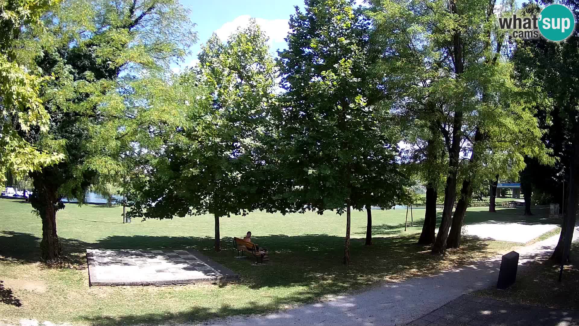 V ŽIVO Spletna kamera Karlovac – mestno kopališče Foginovo – Korana – Hrvaška