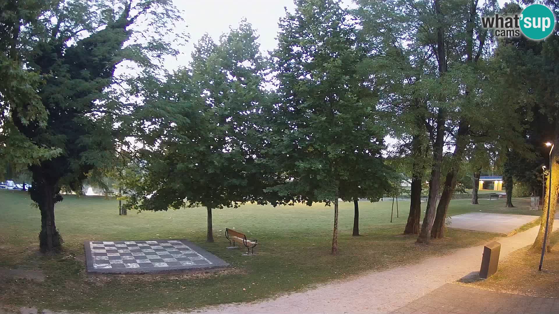 V ŽIVO Spletna kamera Karlovac – mestno kopališče Foginovo – Korana – Hrvaška