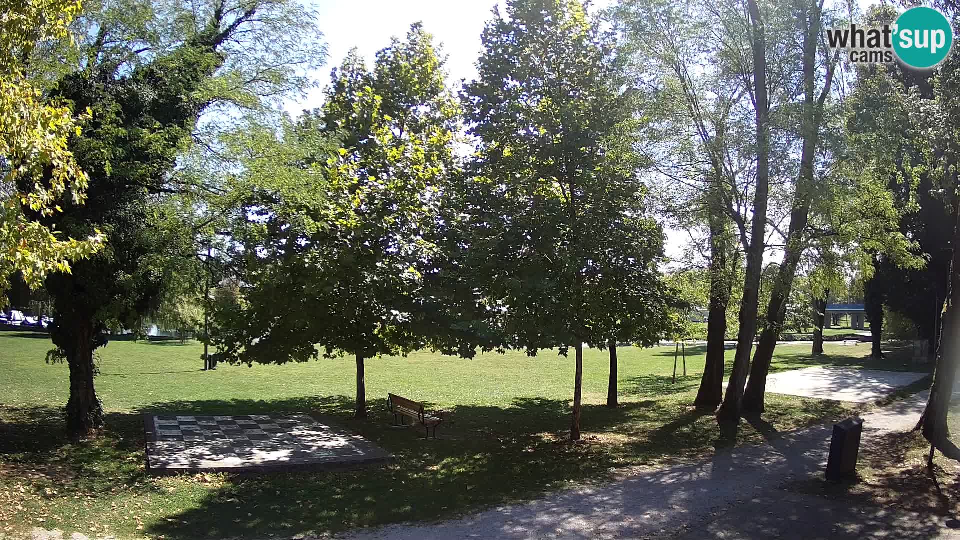 Webcam Karlovac EN DIRECT – Piscine extérieure Foginovo – Korana – Croatie