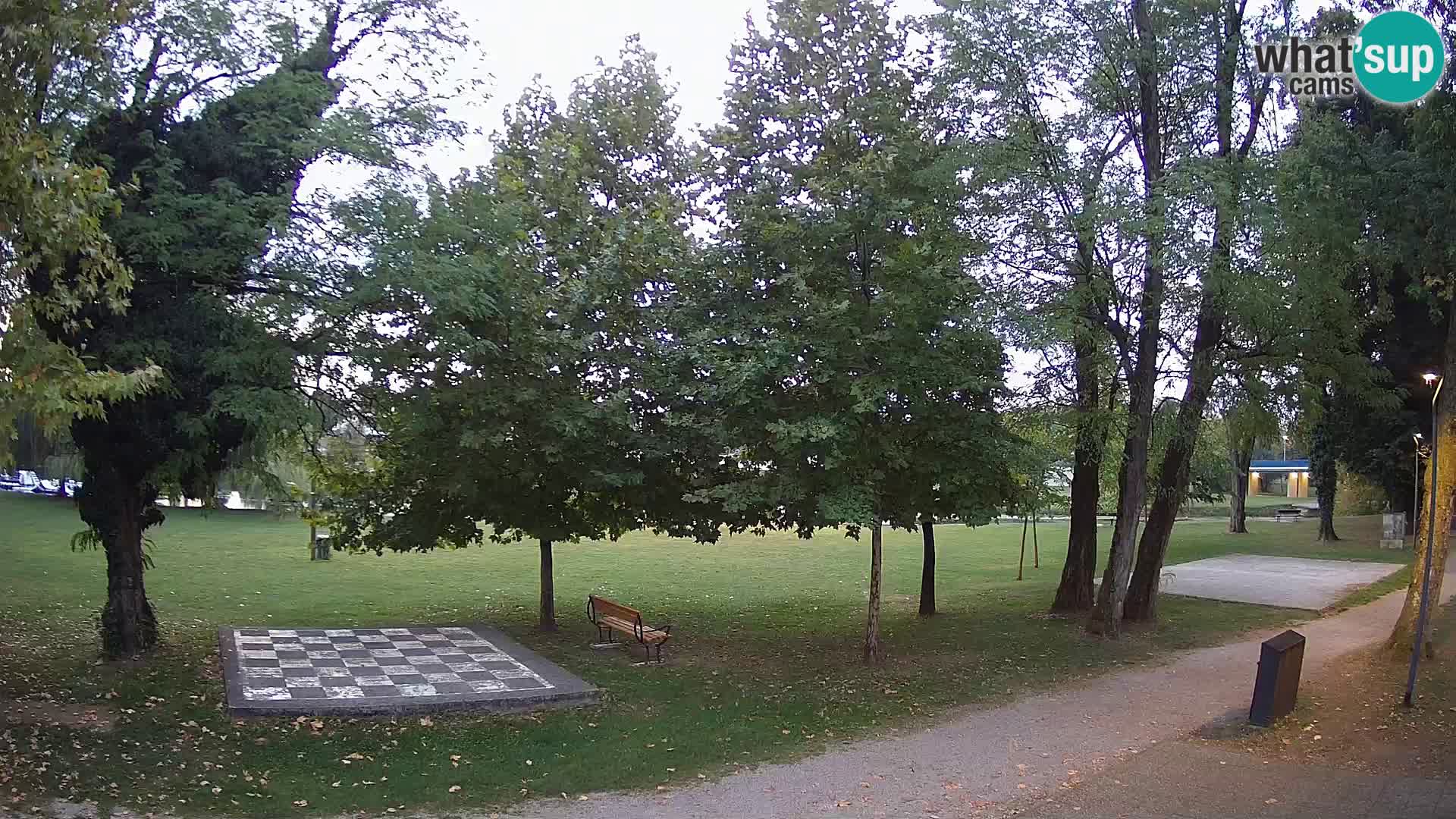Webcam Karlovac EN DIRECT – Piscine extérieure Foginovo – Korana – Croatie