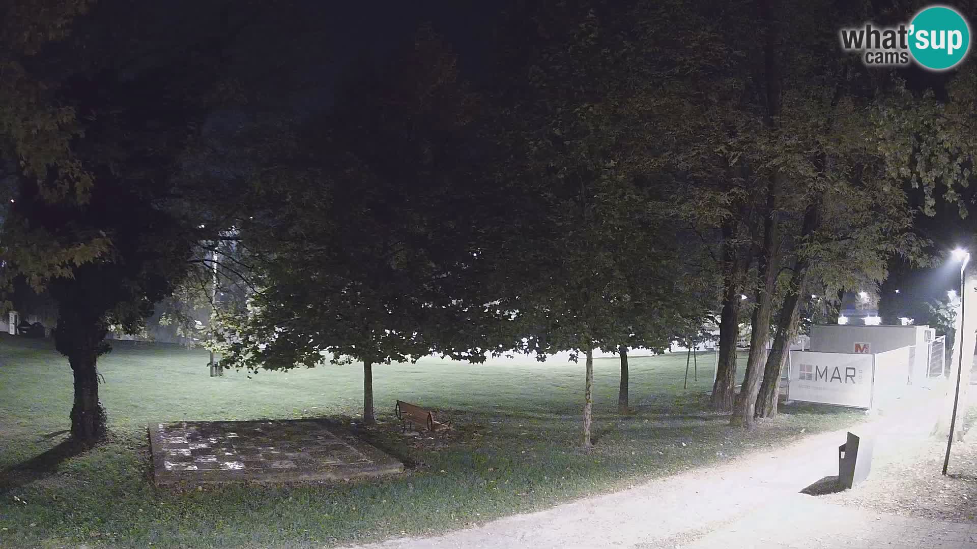 V ŽIVO Spletna kamera Karlovac – mestno kopališče Foginovo – Korana – Hrvaška