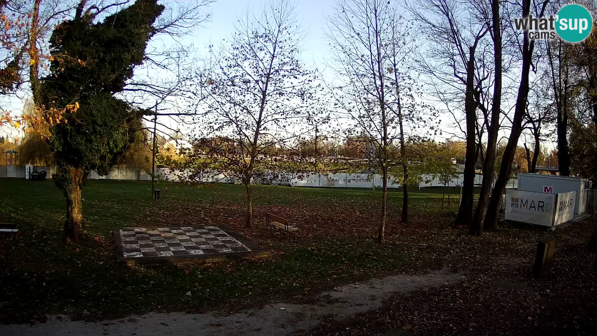 V ŽIVO Spletna kamera Karlovac – mestno kopališče Foginovo – Korana – Hrvaška