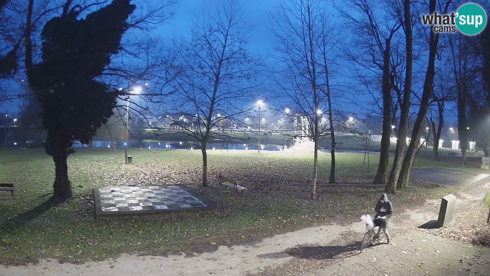 UŽIVO Web kamera Karlovca – Kupalište Foginovo – Korana