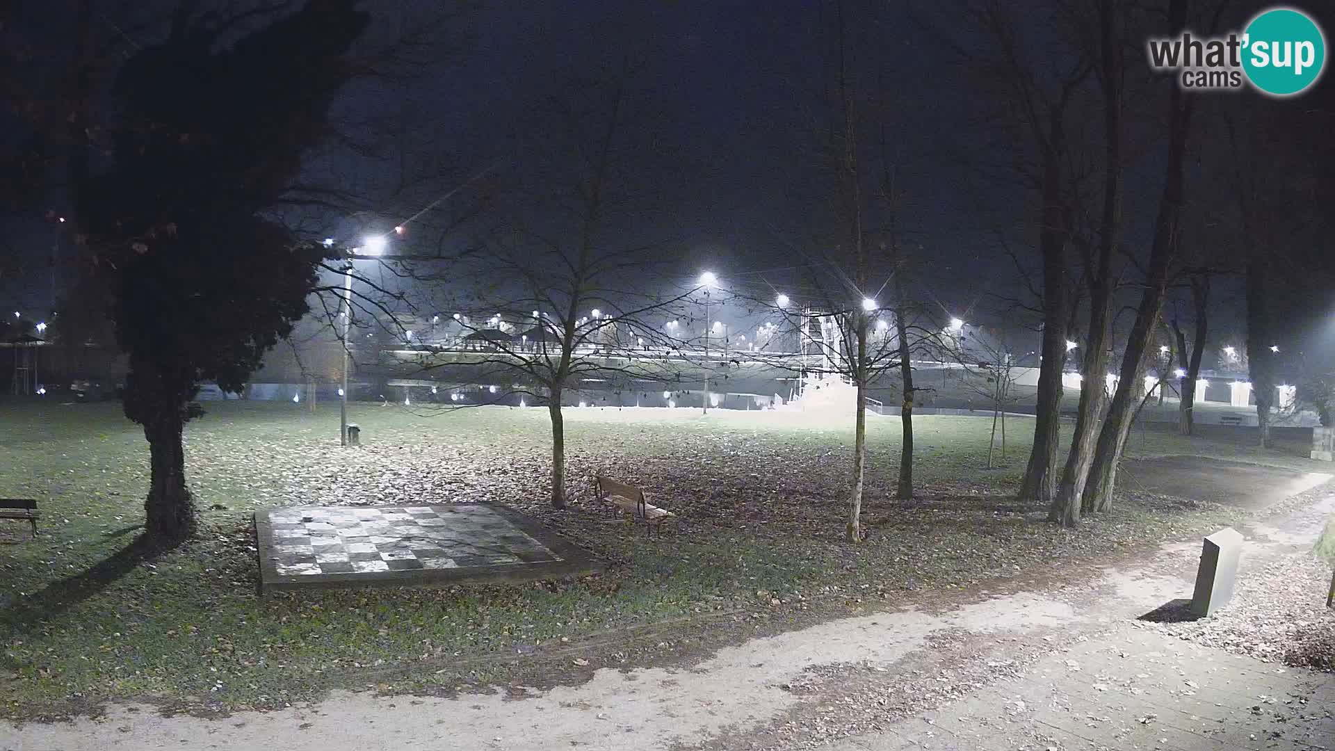 Webcam Karlovac EN DIRECT – Piscine extérieure Foginovo – Korana – Croatie