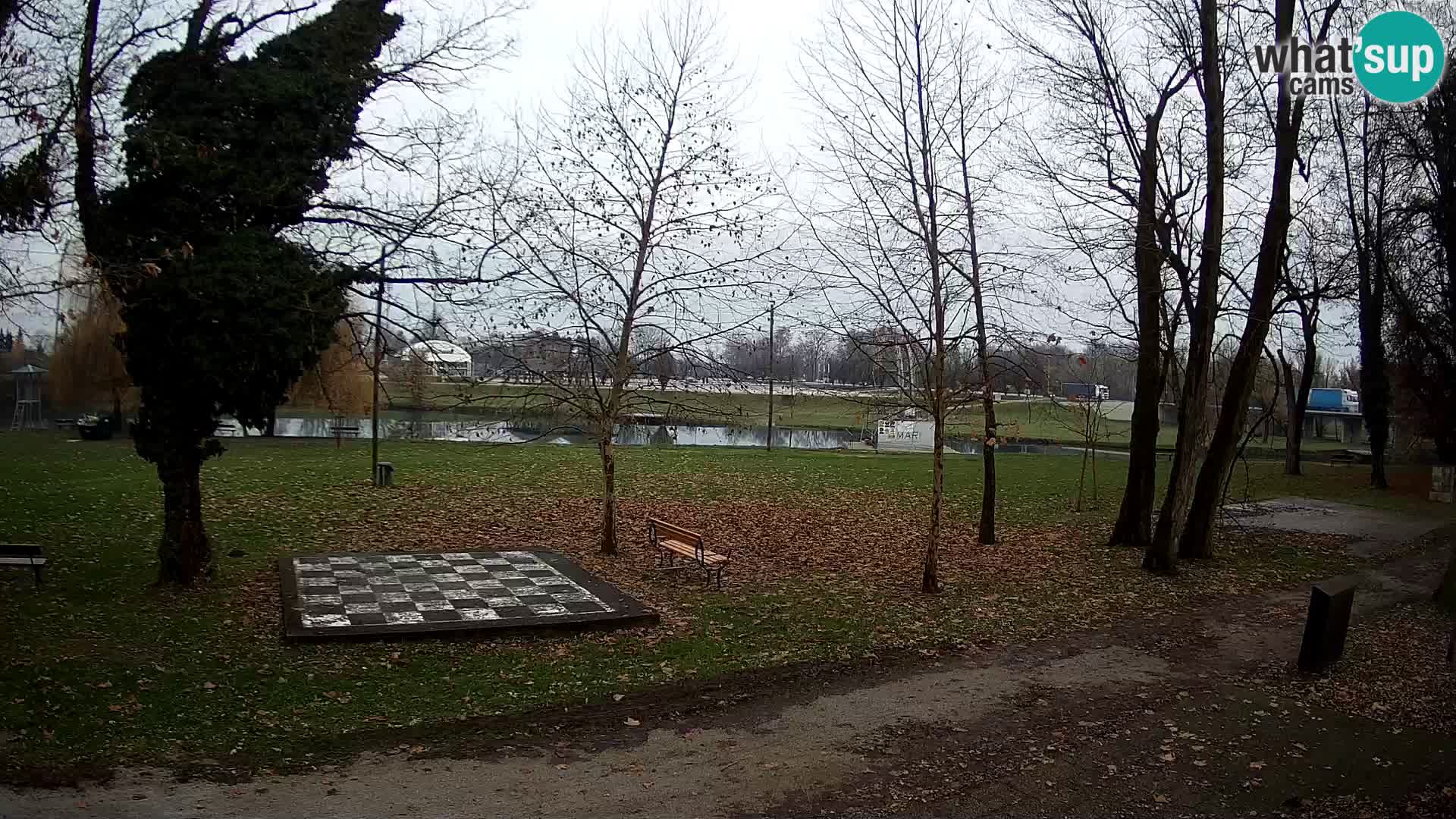 LIVE Karlovac Webcam – Piscina exterior Foginovo – Korana – Croacia