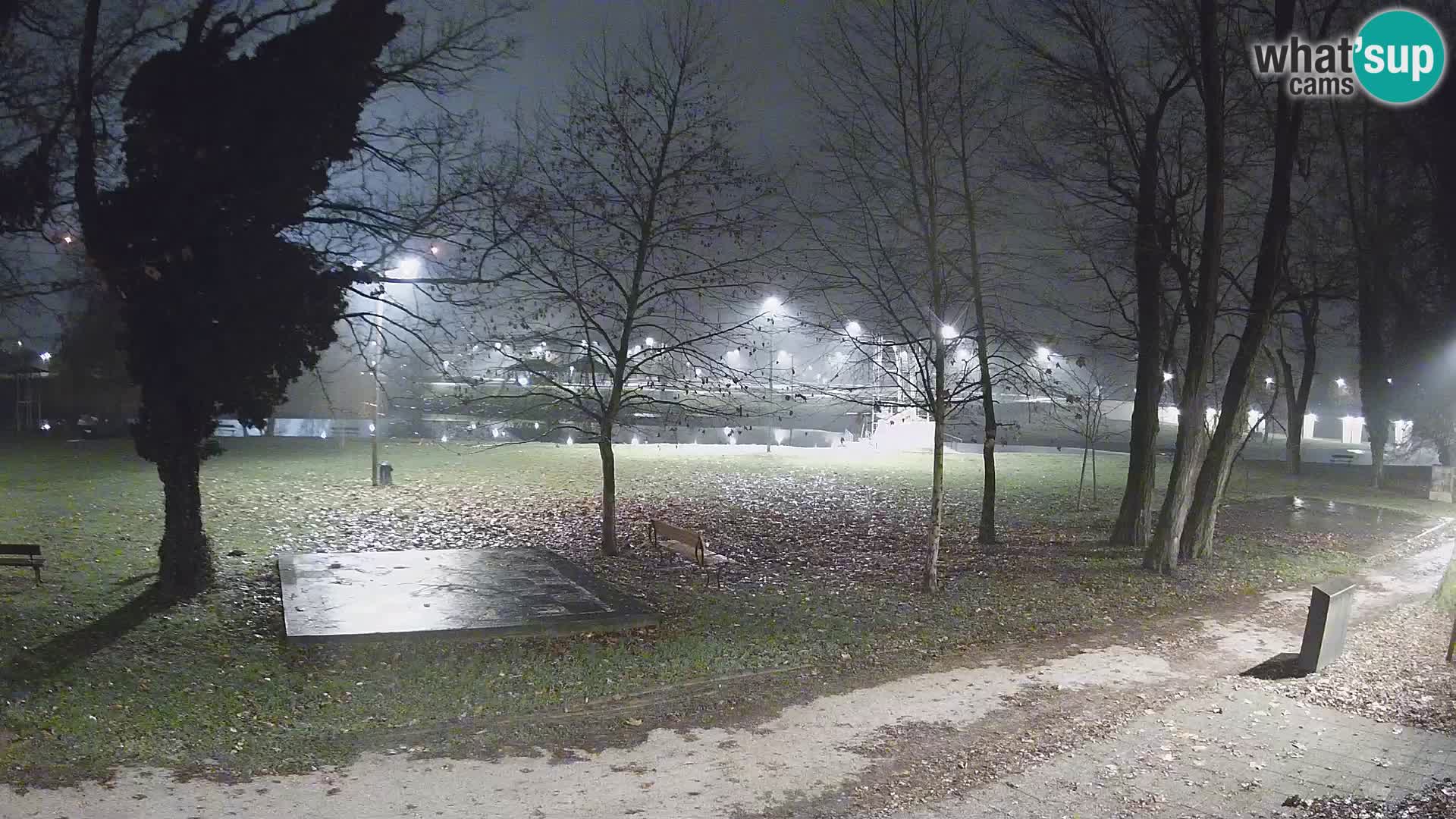 V ŽIVO Spletna kamera Karlovac – mestno kopališče Foginovo – Korana – Hrvaška