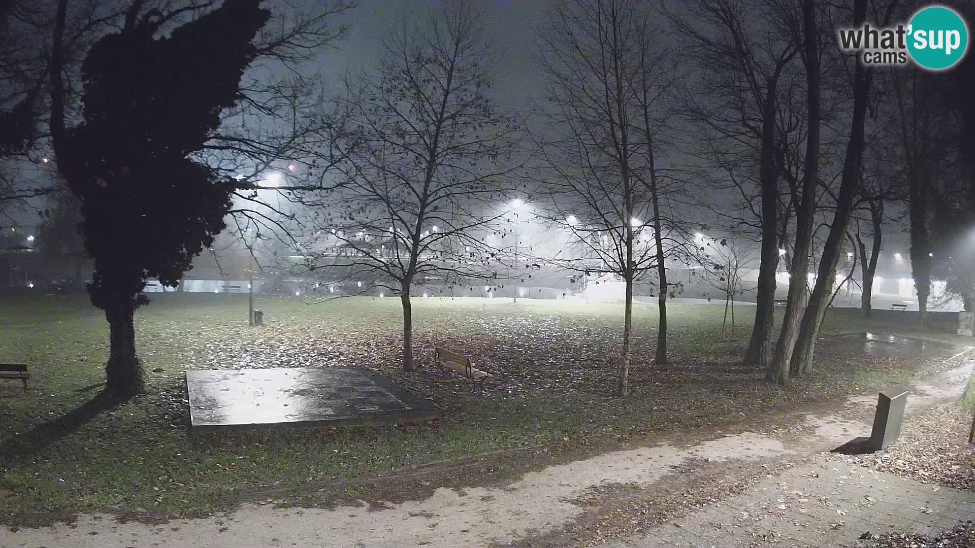 V ŽIVO Spletna kamera Karlovac – mestno kopališče Foginovo – Korana – Hrvaška