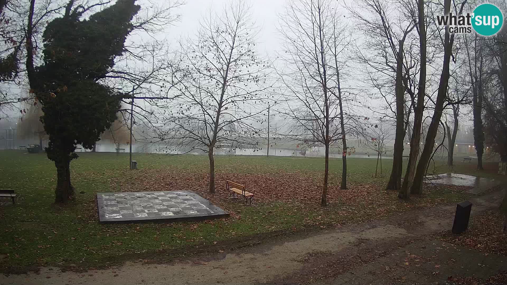 V ŽIVO Spletna kamera Karlovac – mestno kopališče Foginovo – Korana – Hrvaška