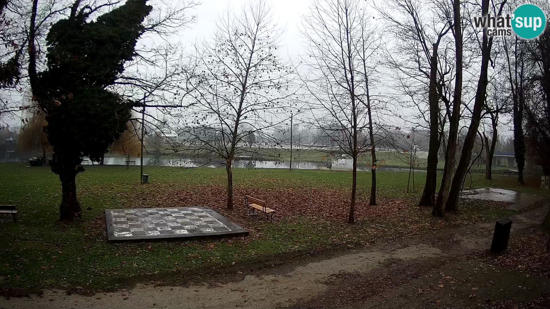 Webcam Karlovac EN DIRECT – Piscine extérieure Foginovo – Korana – Croatie