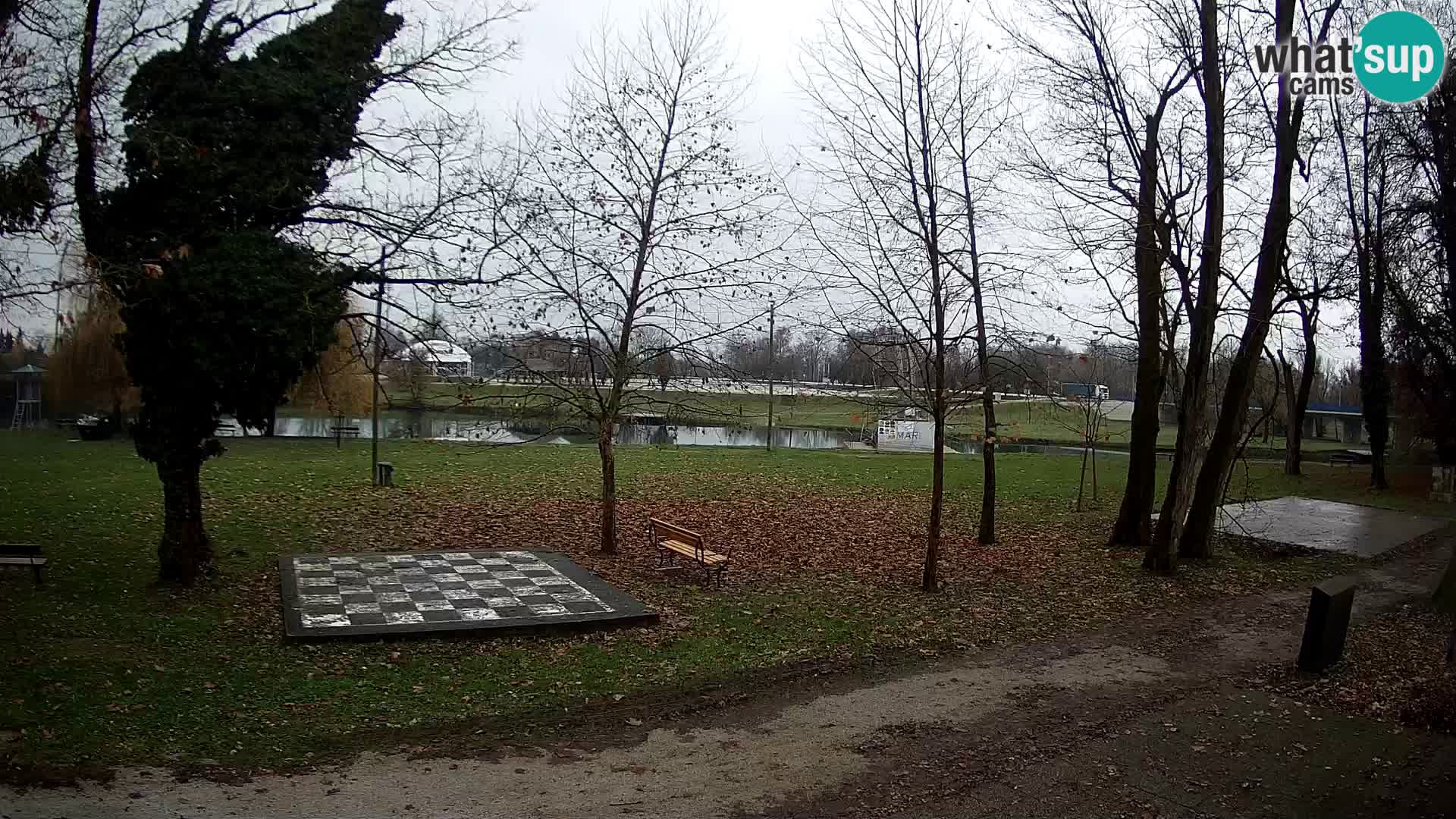 LIVE Karlovac Webcam – Piscina exterior Foginovo – Korana – Croacia