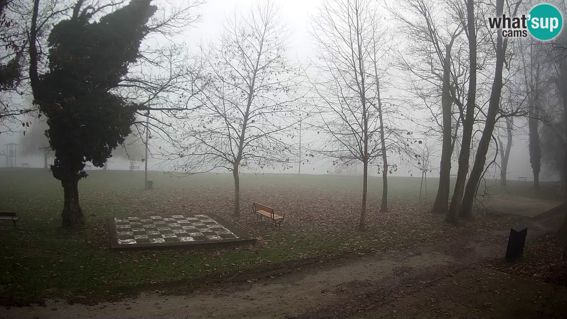 V ŽIVO Spletna kamera Karlovac – mestno kopališče Foginovo – Korana – Hrvaška