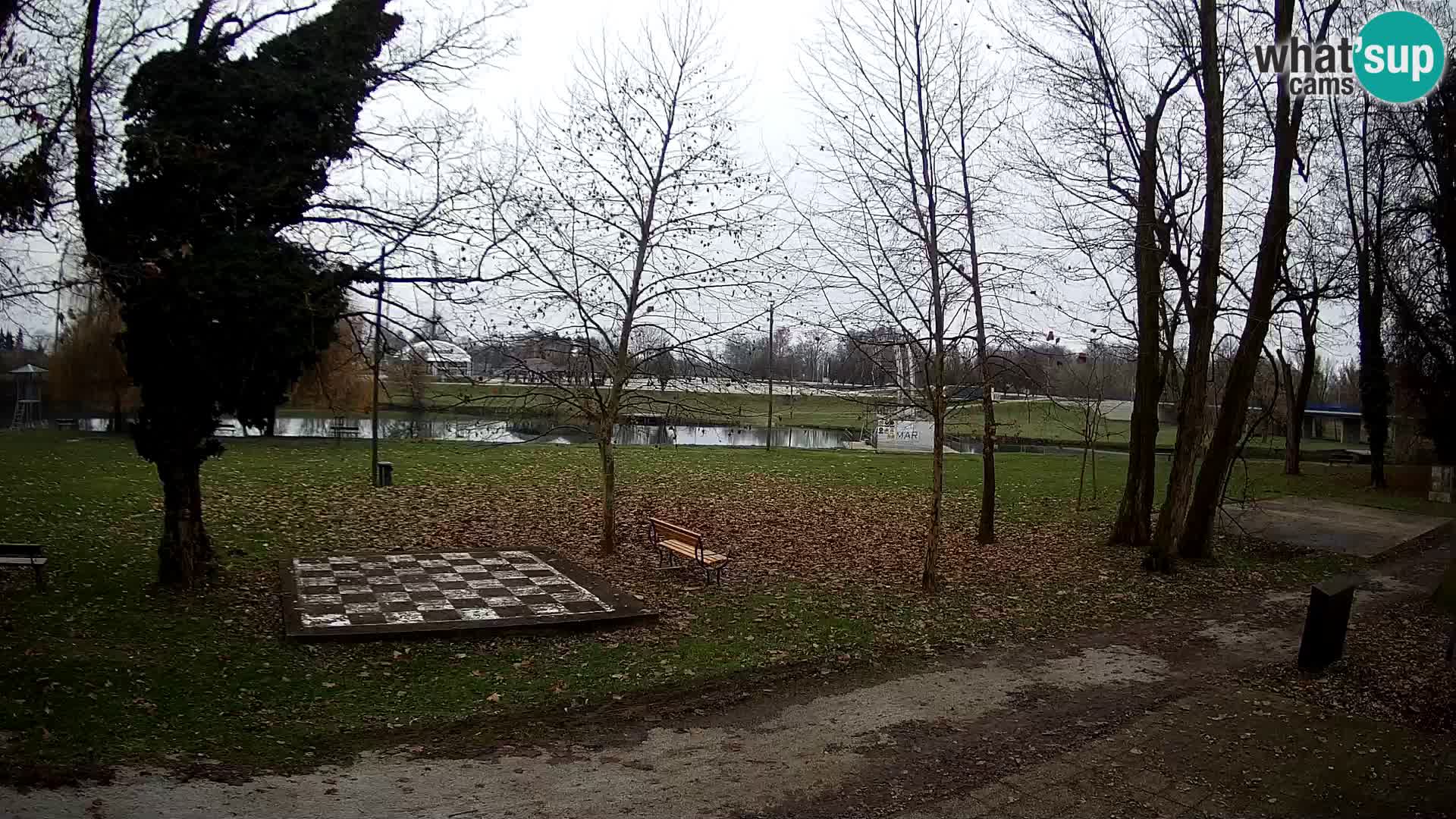 V ŽIVO Spletna kamera Karlovac – mestno kopališče Foginovo – Korana – Hrvaška